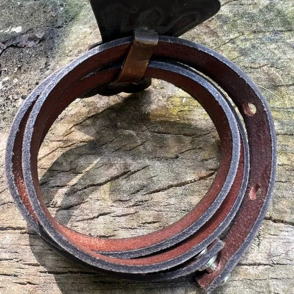 Vintage Leather Wrap with Turquoise Stone - Picture 3 of 4